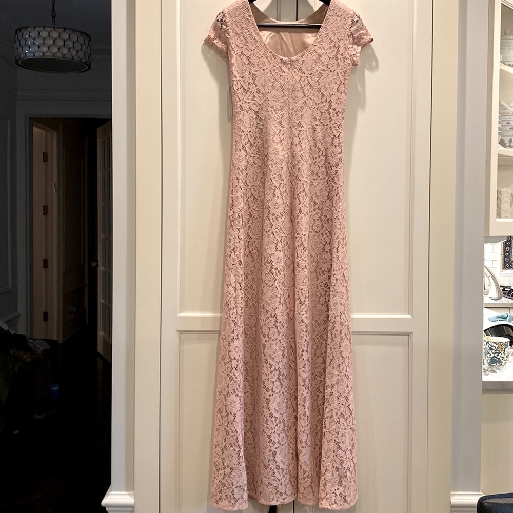 Donna Morgan Lace Gown Blush Pink - Size 0